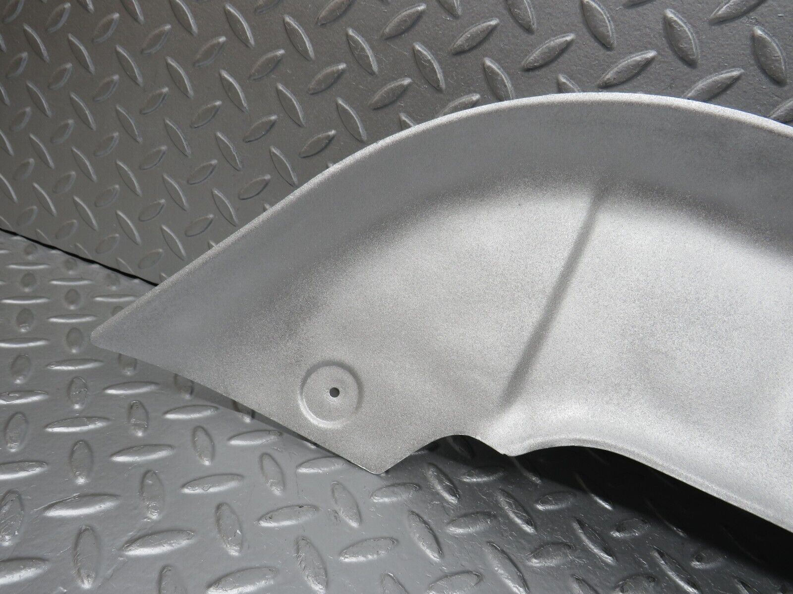 38976 Mercedes-Benz W201 190E 2.6L Exhaust Heat Shield