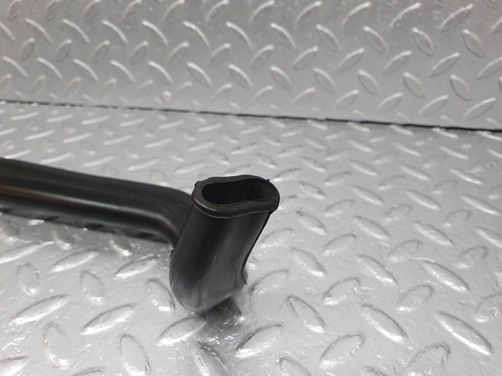 41576 Mercedes-Benz W124 200E Water Drain Hose Pair 1246280394 1246280194