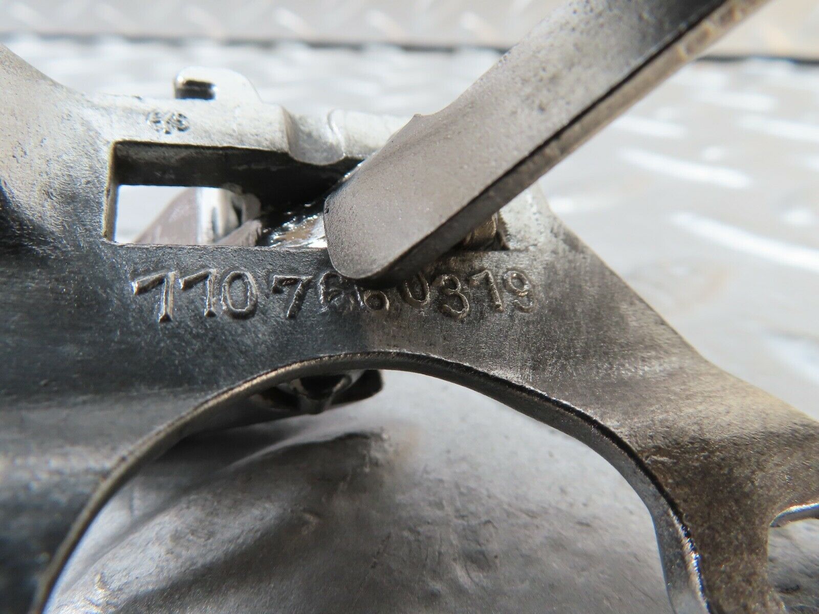 20842 Mercedes-Benz W114 250CE Coupe Left Interior Door Handle 1107660319