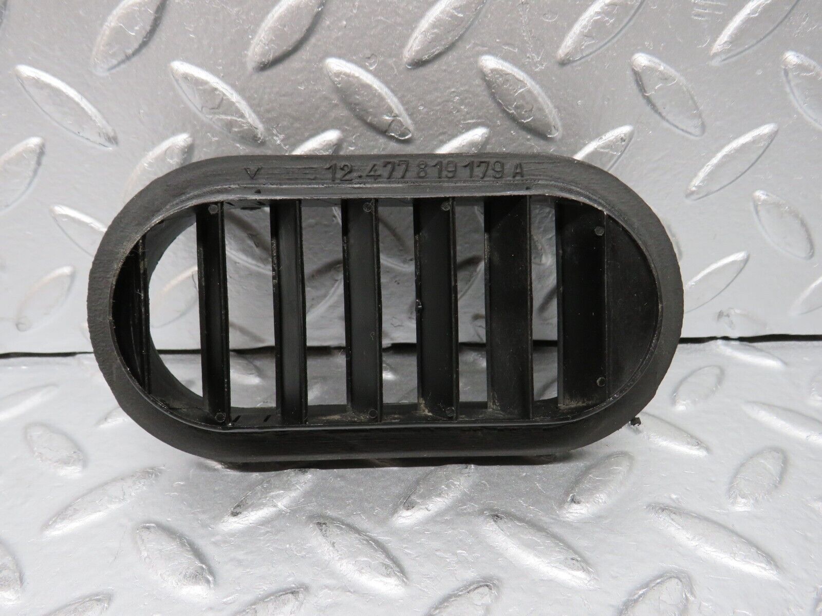 29989 Porsche 924 Left Door Air Vent 477819179