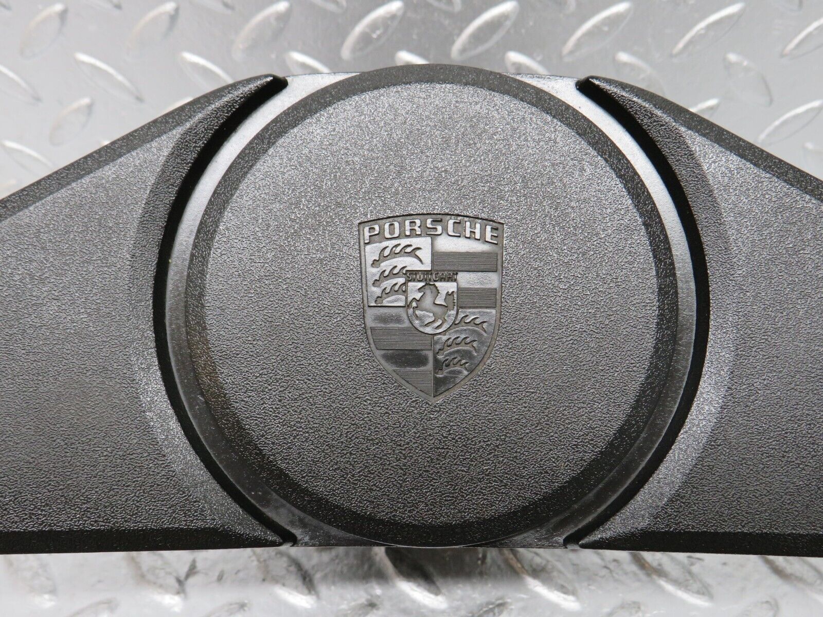 30038 Porsche 924 Steering Wheel 690578