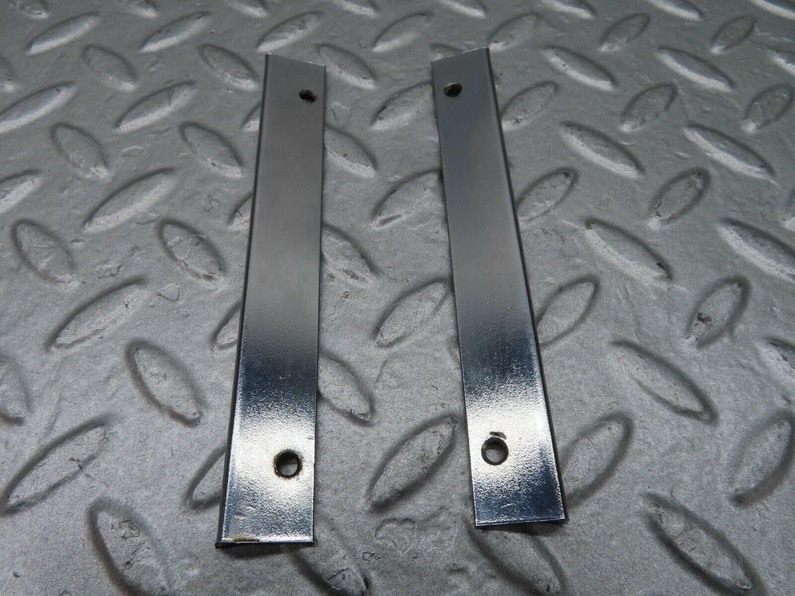 14158 Mercedes-Benz C107 280SLC A Pillar Lower Chrome Moulding Trim