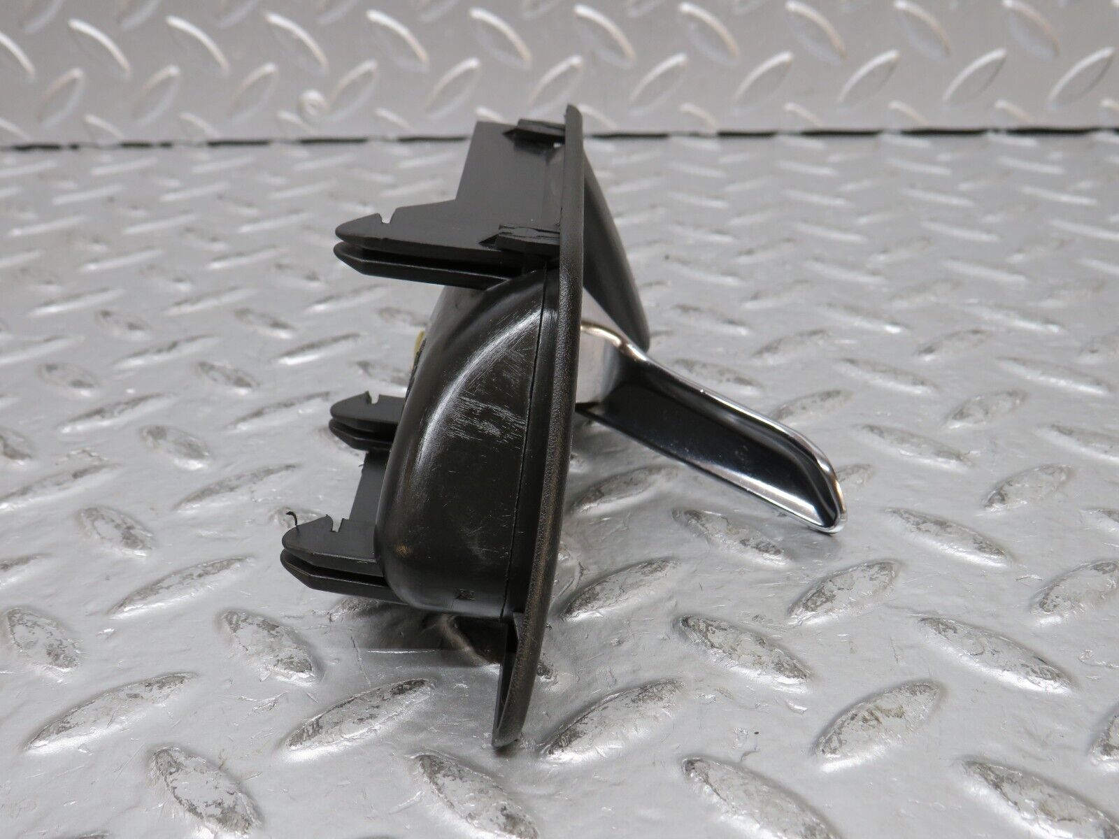 31889 Mercedes-Benz W124 Interior Door Handle Right Side 1247600261