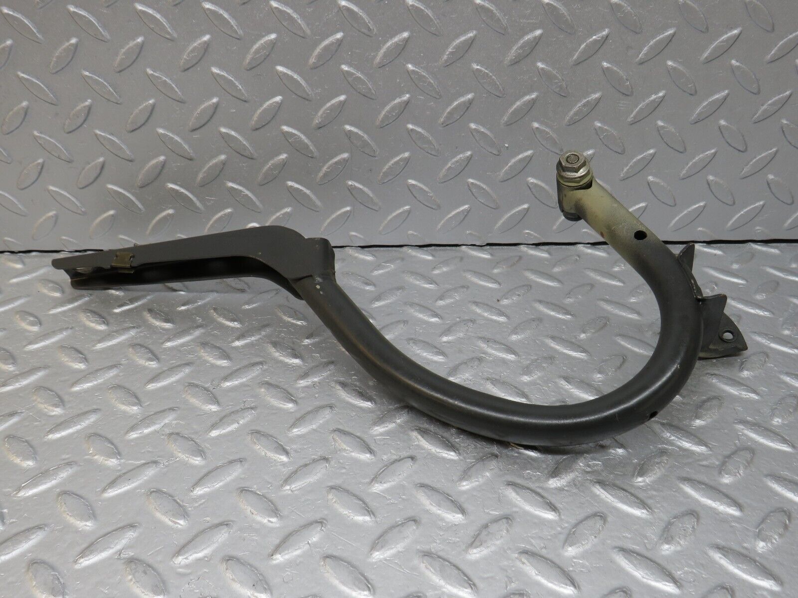 36540 Mercedes-Benz W201 190E 2.0L Boot Lid Trunk Hinge Left Side