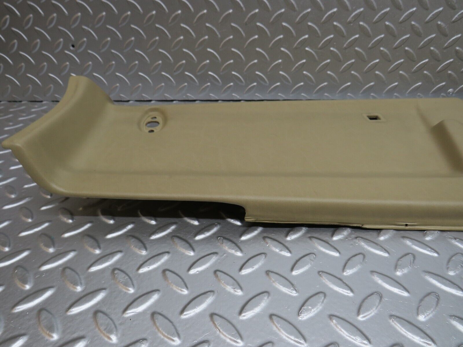 34017 Mercedes-Benz W124 260E Headlining Roof Panel Beige 2109872825