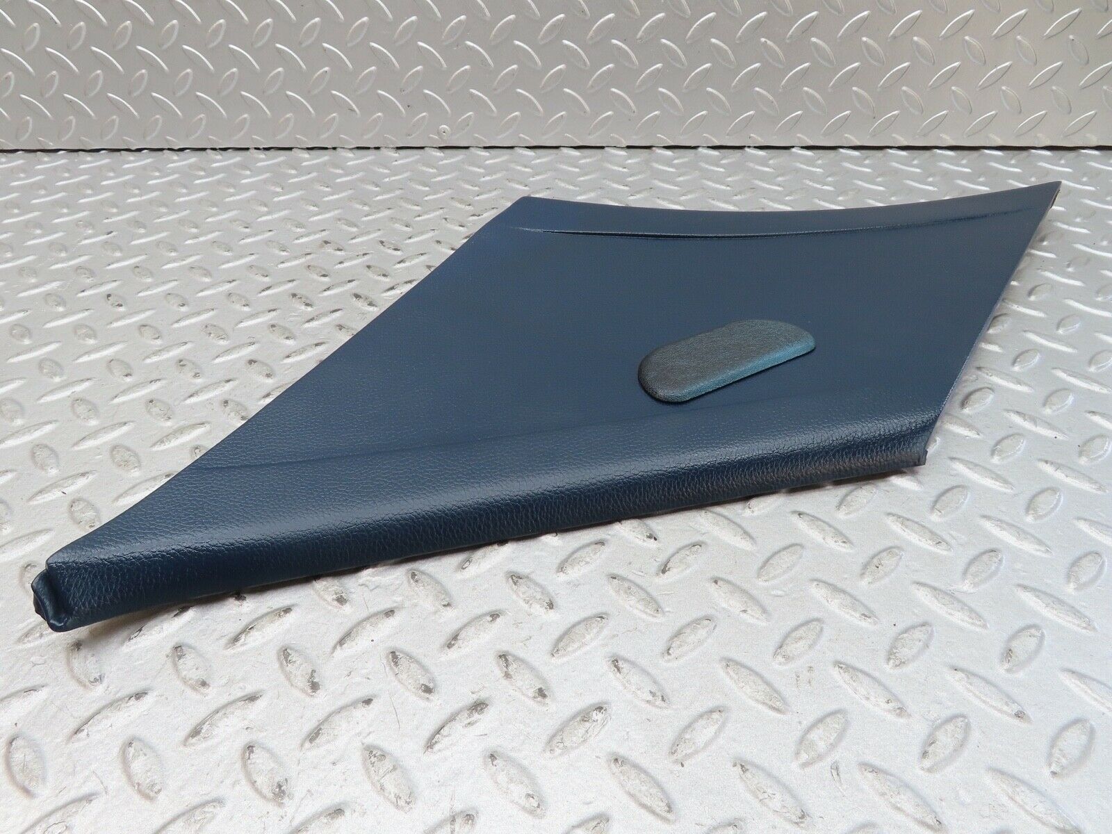 17516 Mercedes-Benz W116 450SEL C Pillar Cover Trim Right Side Blue