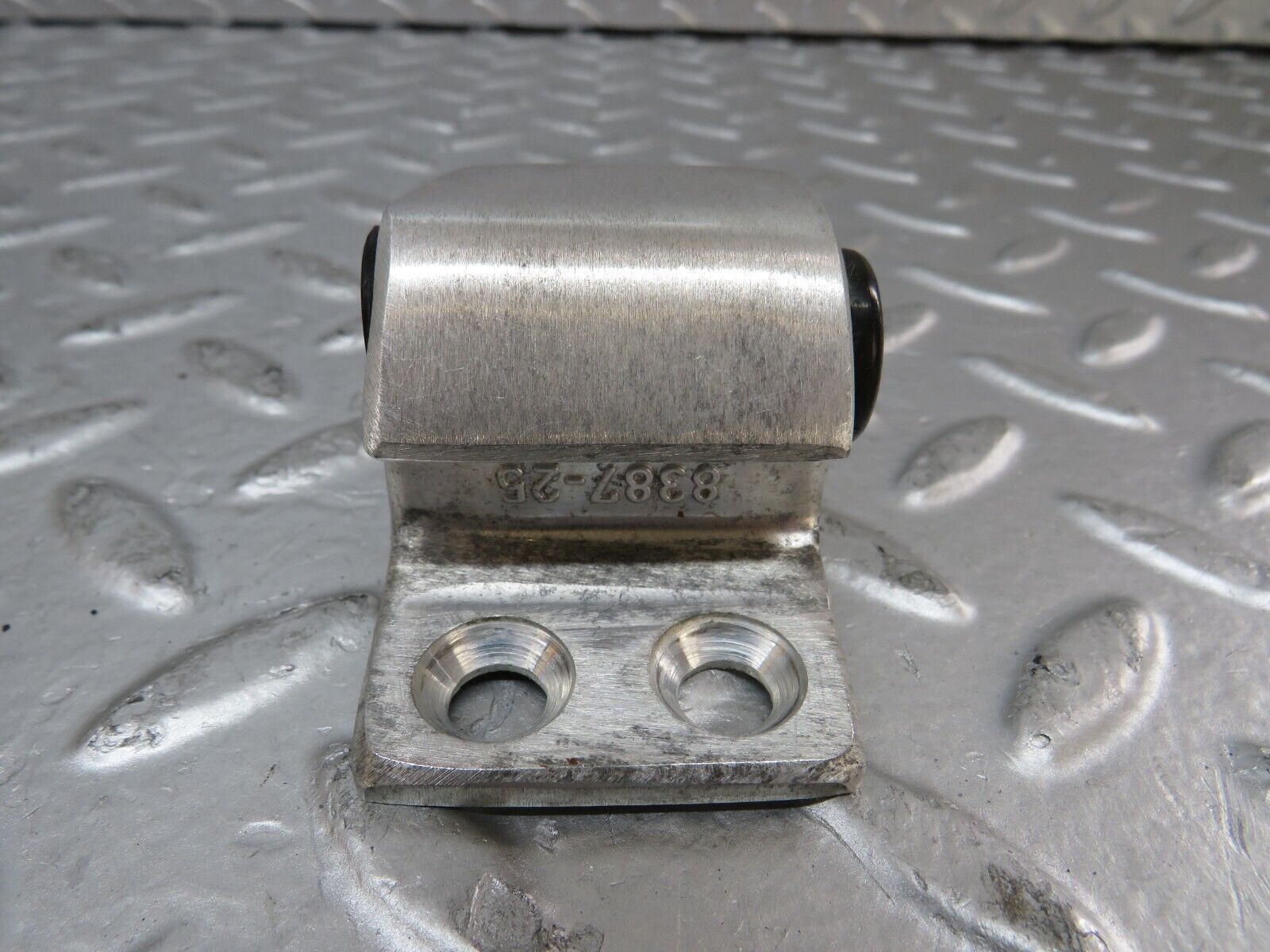 26220 Mercedes-Benz W116 450SE Door Lock Latch Left Side