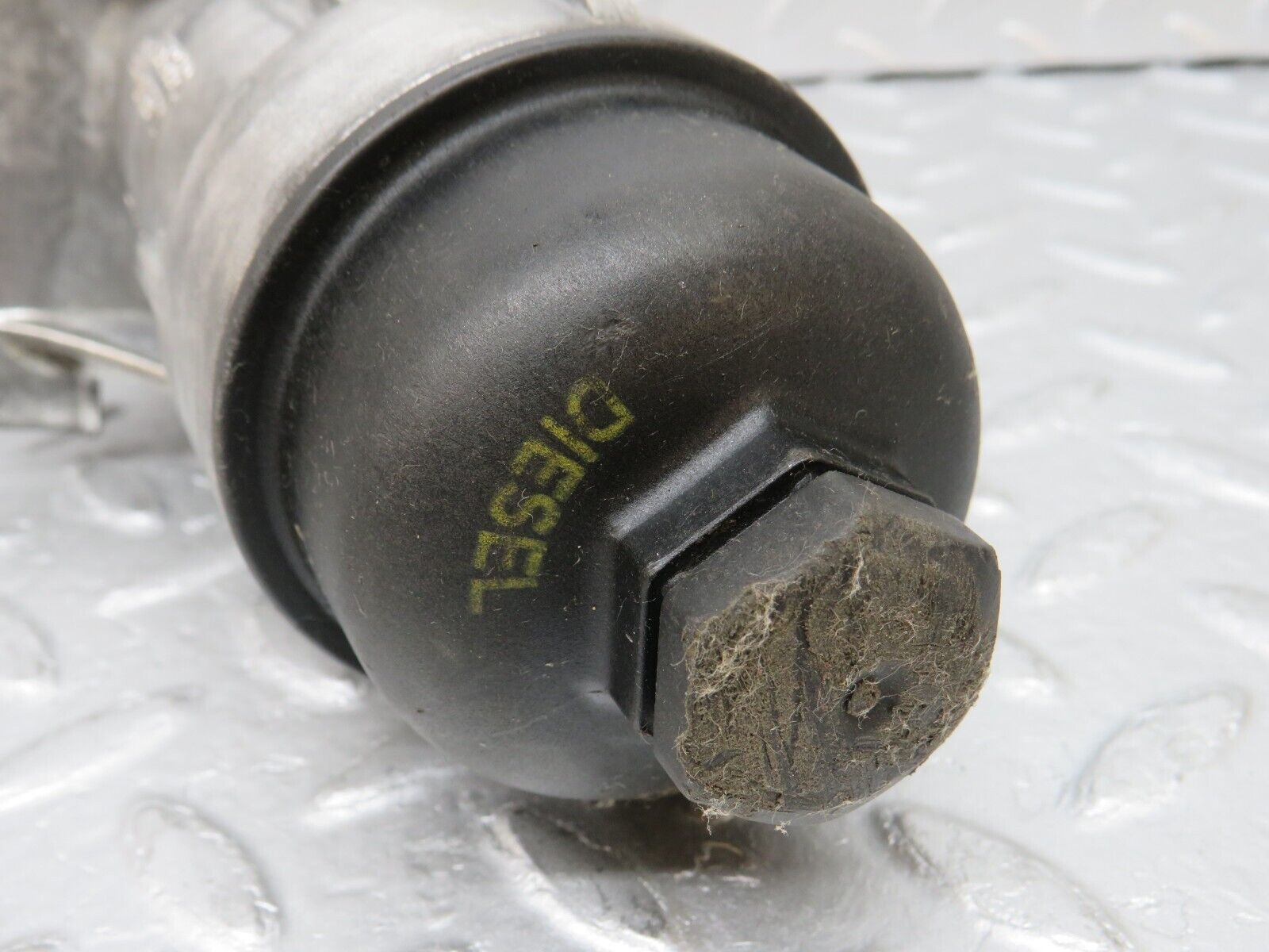 33151 Mercedes-Benz W169 180CDI Oil Filter Housing 6401800510