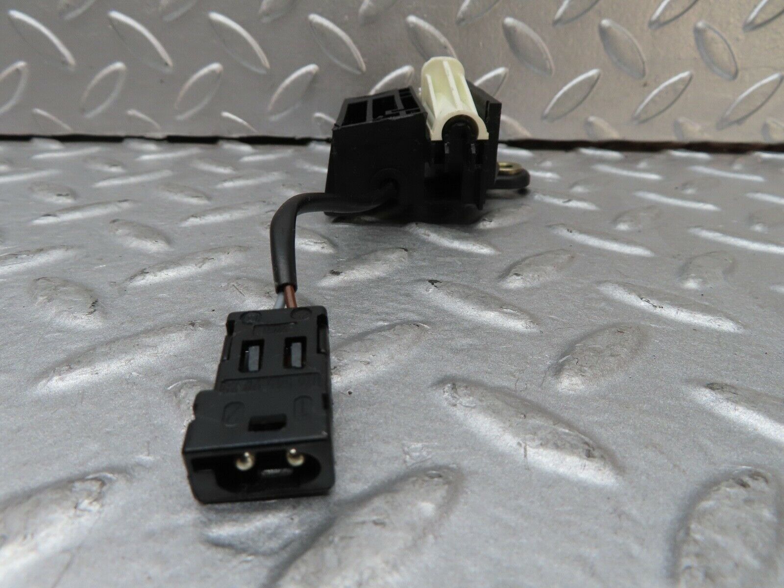 17474 Mercedes-Benz R129 300SL Coupe Roof Limit Switch Left Side 1298206110