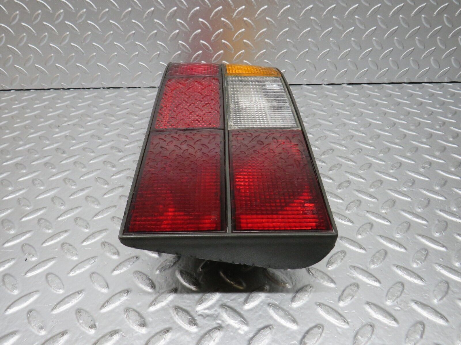 30081 Porsche 924 Tail Light Left Side Hella 53246R7
