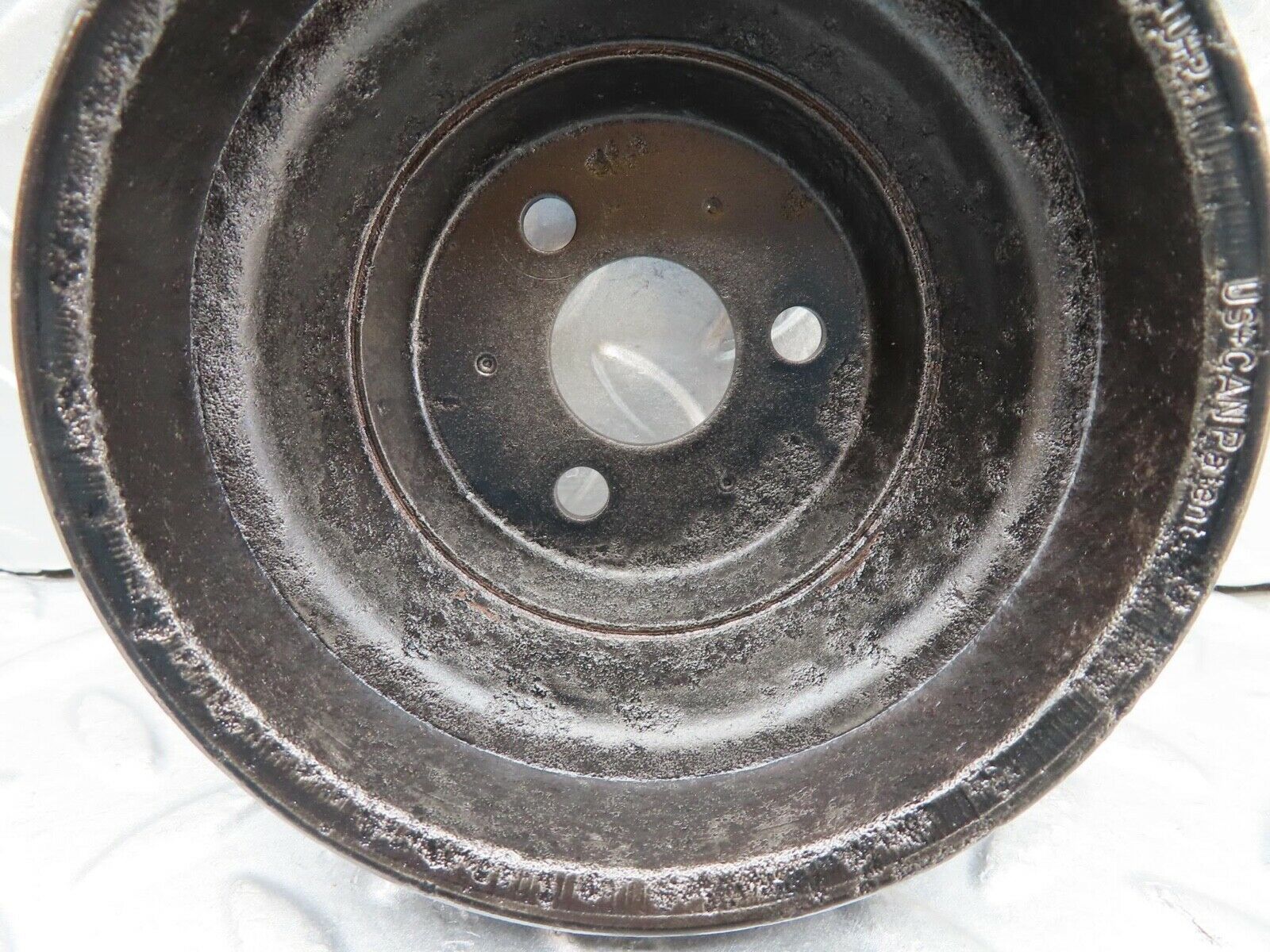 16432 Mercedes-Benz W124 260E Water Pump Pulley 1264600379