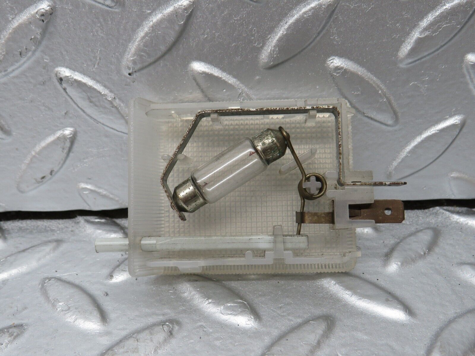 32787 Mercedes-Benz W124 Glove Box Light 1298200301