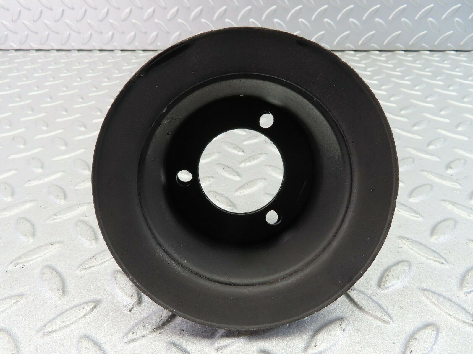 7993 Mercedes-Benz W115 220D Crankshaft Pulley