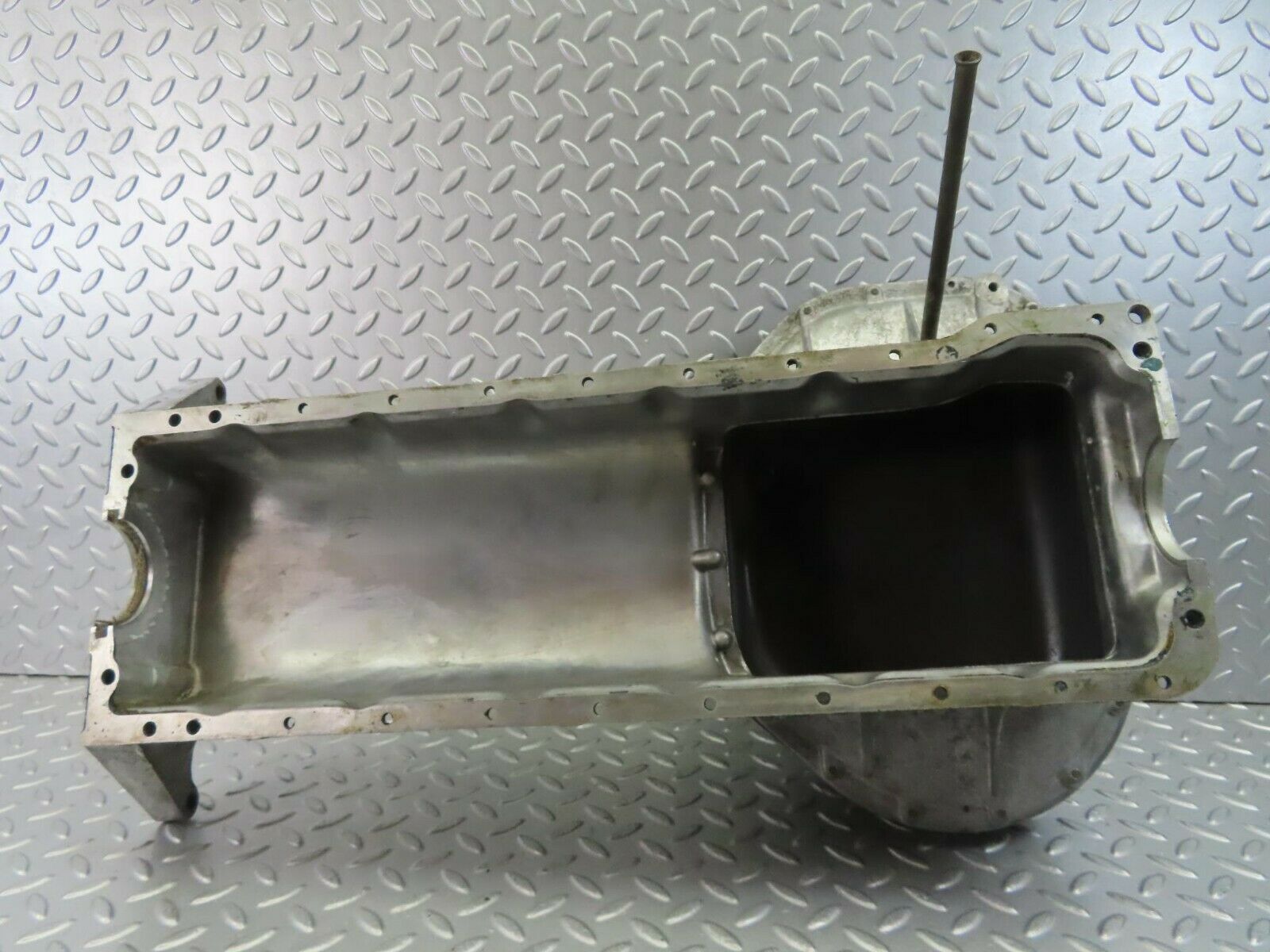 10191 Mercedes-Benz W108 Oil Pan Oil Sump 1080140302