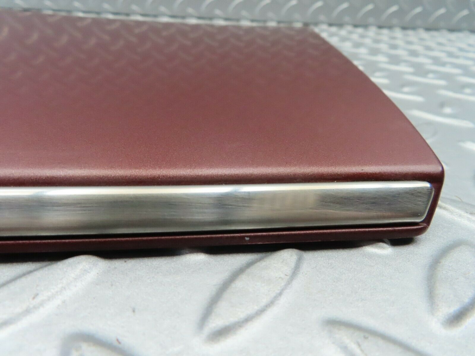 6681 Mercedes-Benz S124 E220 Wagon Front Right Fender Wing Moulding Trim 1246901440