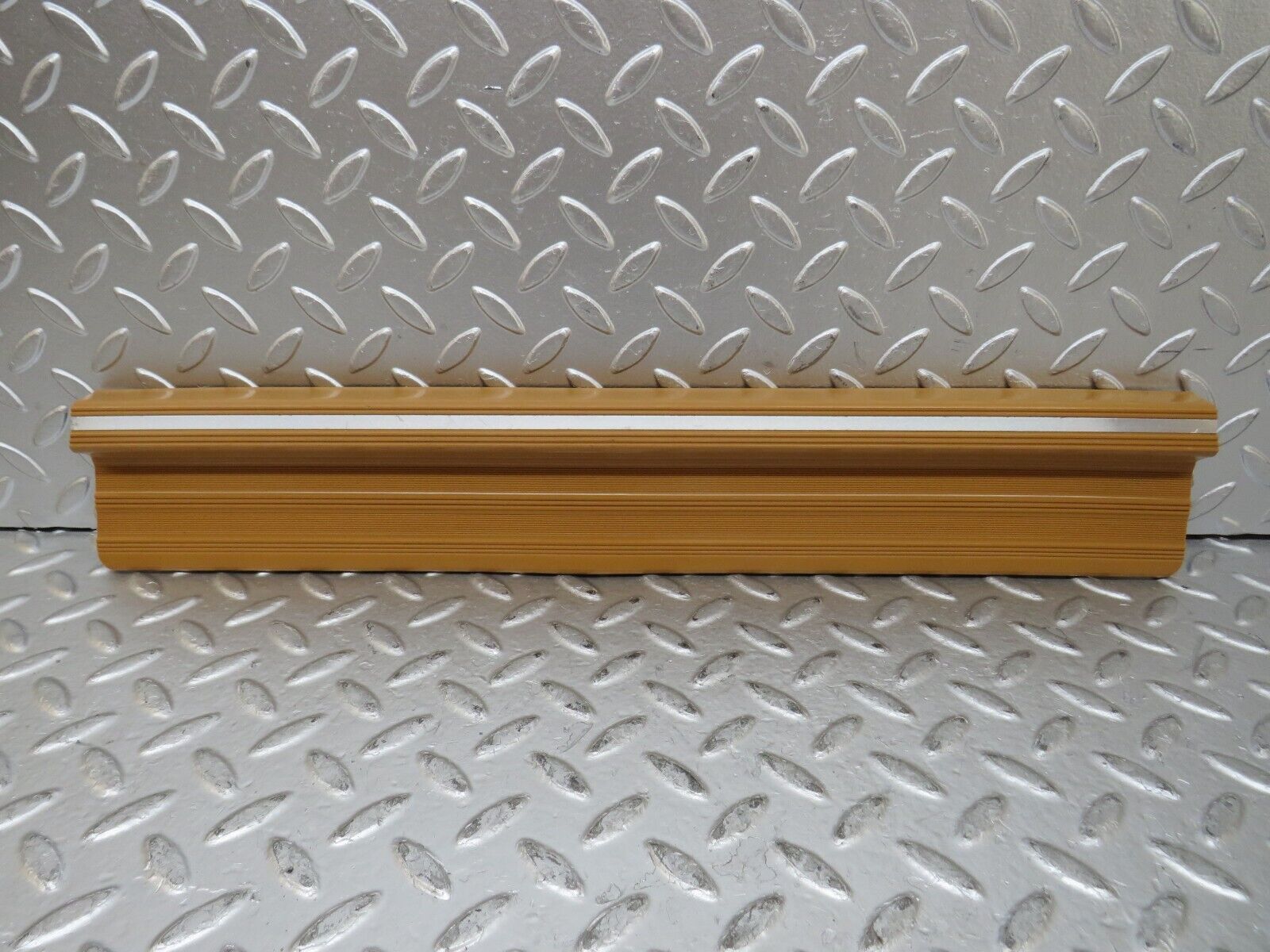 27105 Mercedes-Benz W123 280E Rear Left Door Sill