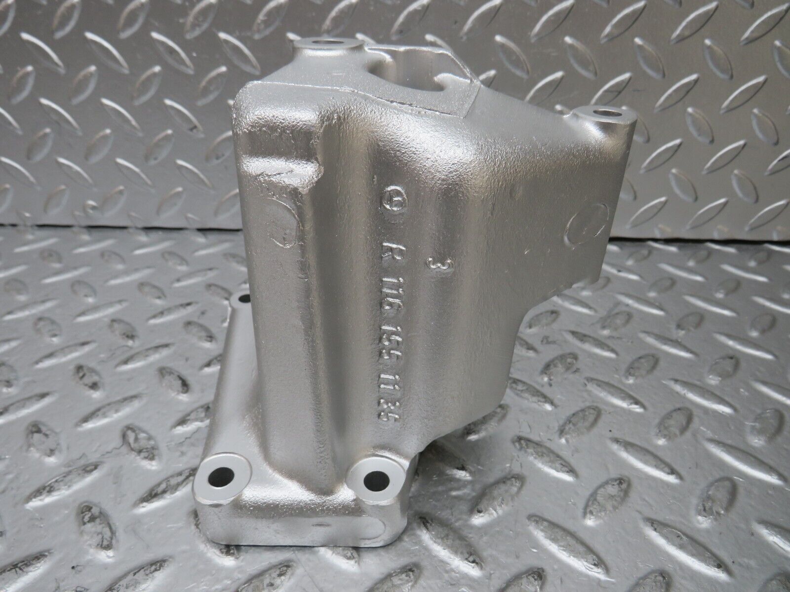 26238 Mercedes-Benz W116 450SE Alternator Generator Bracket 1161551135