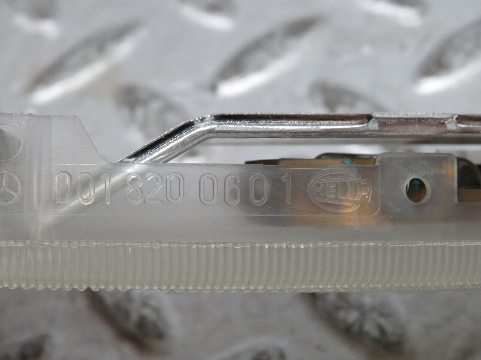 27487 Mercedes-Benz S124 300TE Wagon Rear Interior Dome Light 0018200601