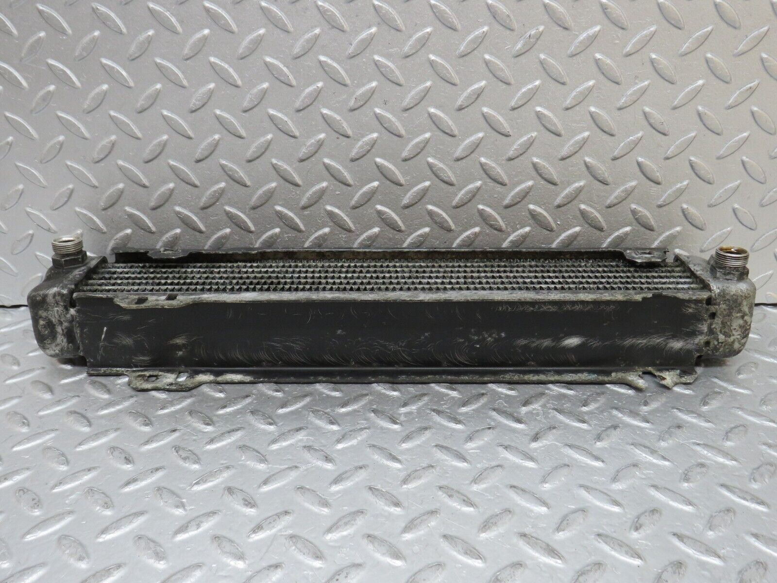 37406 Mercedes-Benz W109 300SEL Oil Cooler Radiator Behr 1161800065