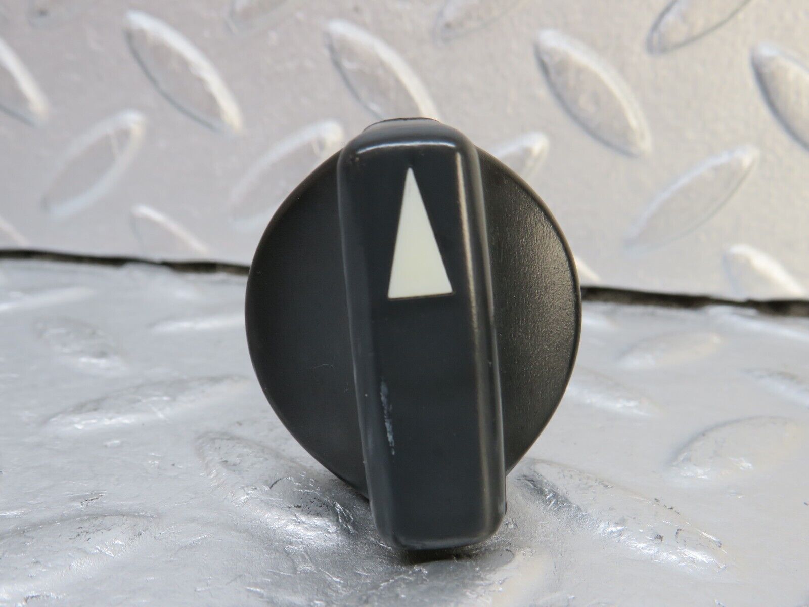 37000 Mercedes-Benz C126 420SEC Coupe Heater Control Knob Pair