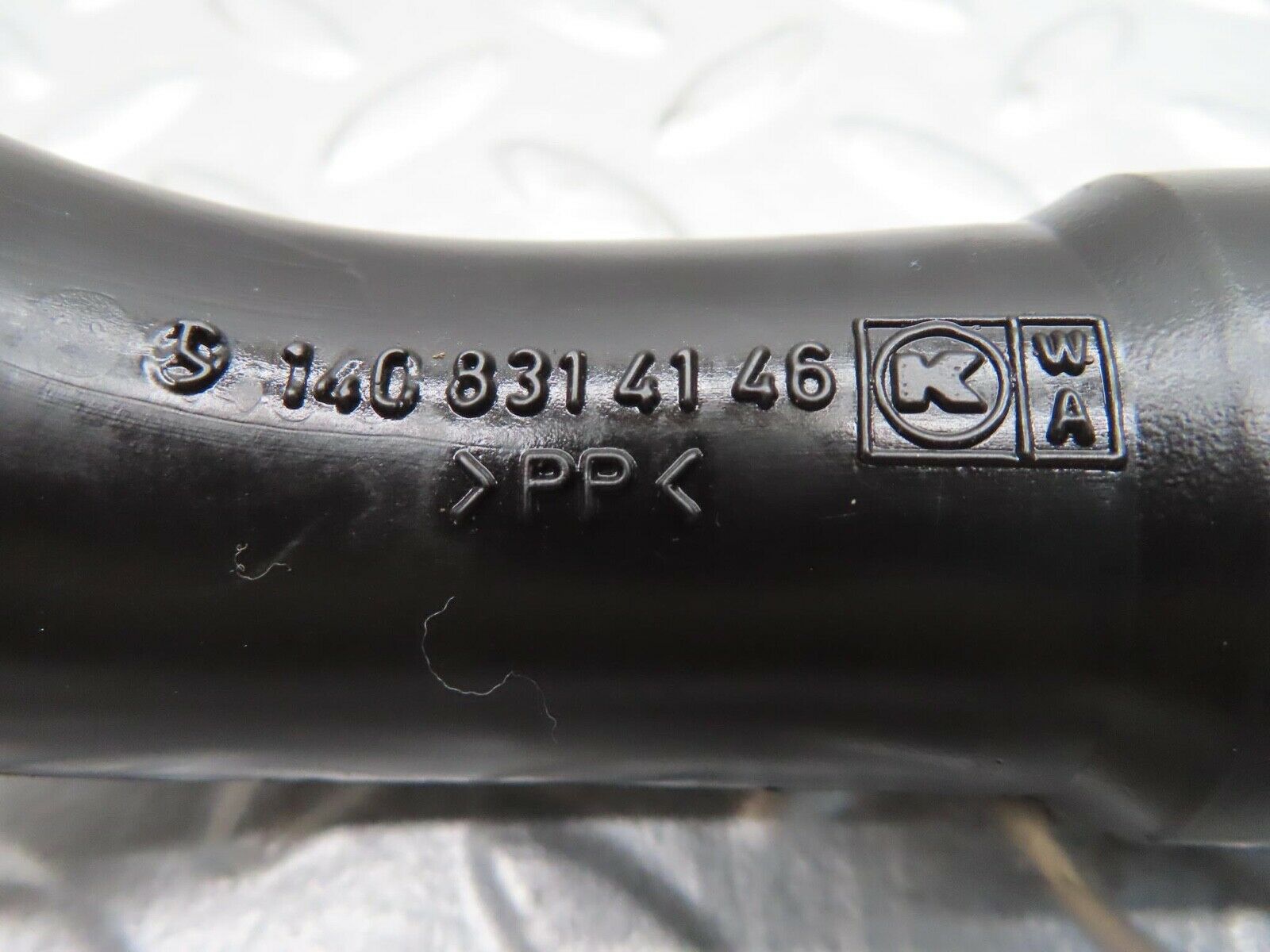 14917 Mercedes-Benz W140 S320 Water Drain Hose Left Side 1408314146