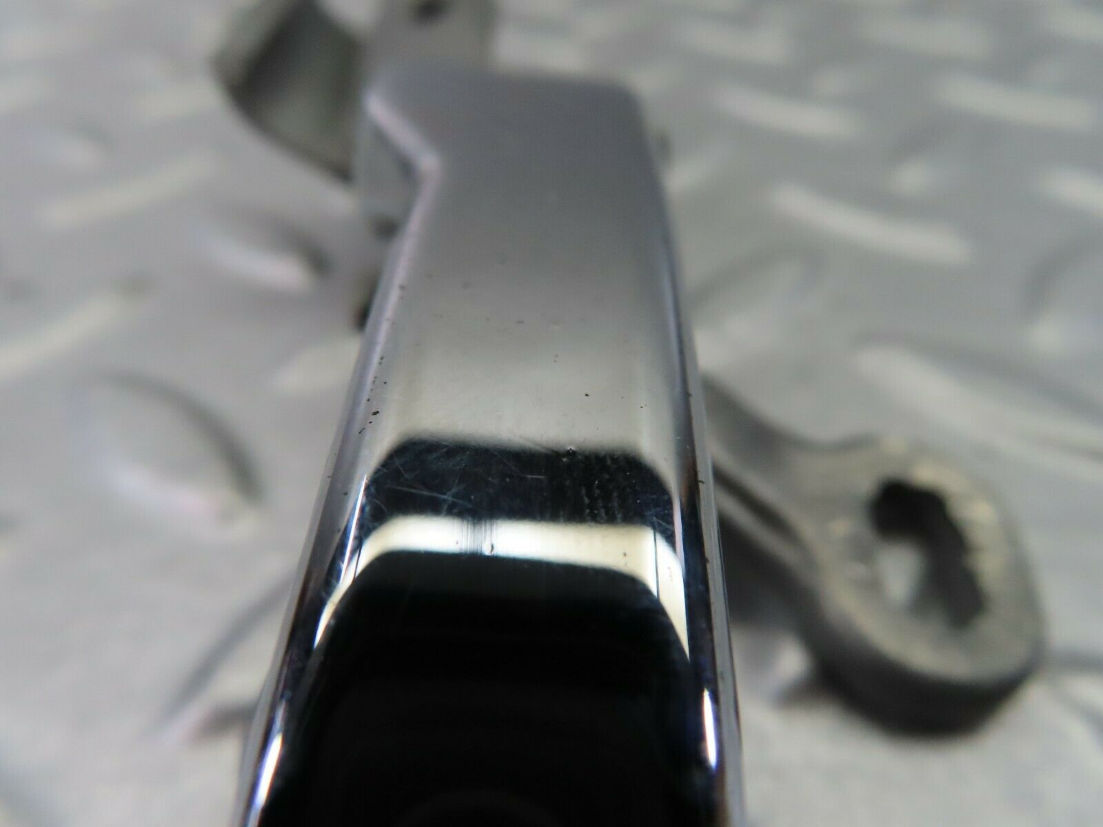 7917 Mercedes-Benz W115 220D Right Interior Door Handle Chrome 1157660219