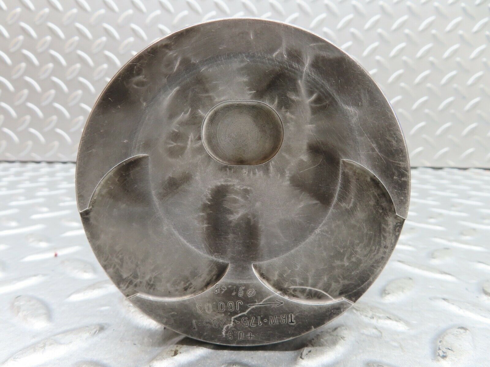 19197 Mercedes-Benz W123 300D Piston With Connecting Rod 91.48 mm