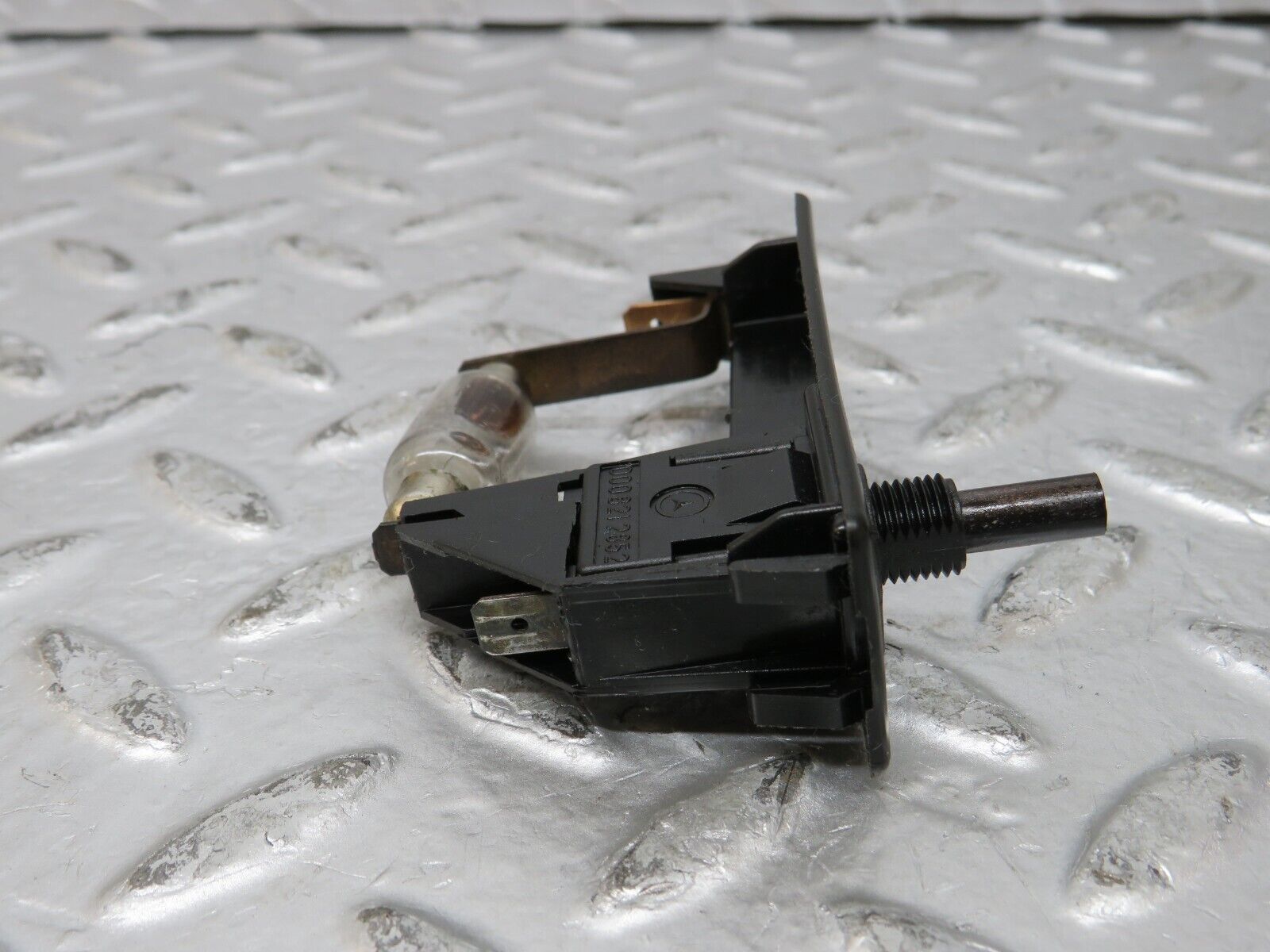 26099 Mercedes-Benz W116 450SE Trunk Light Switch 0008212852 1158202511