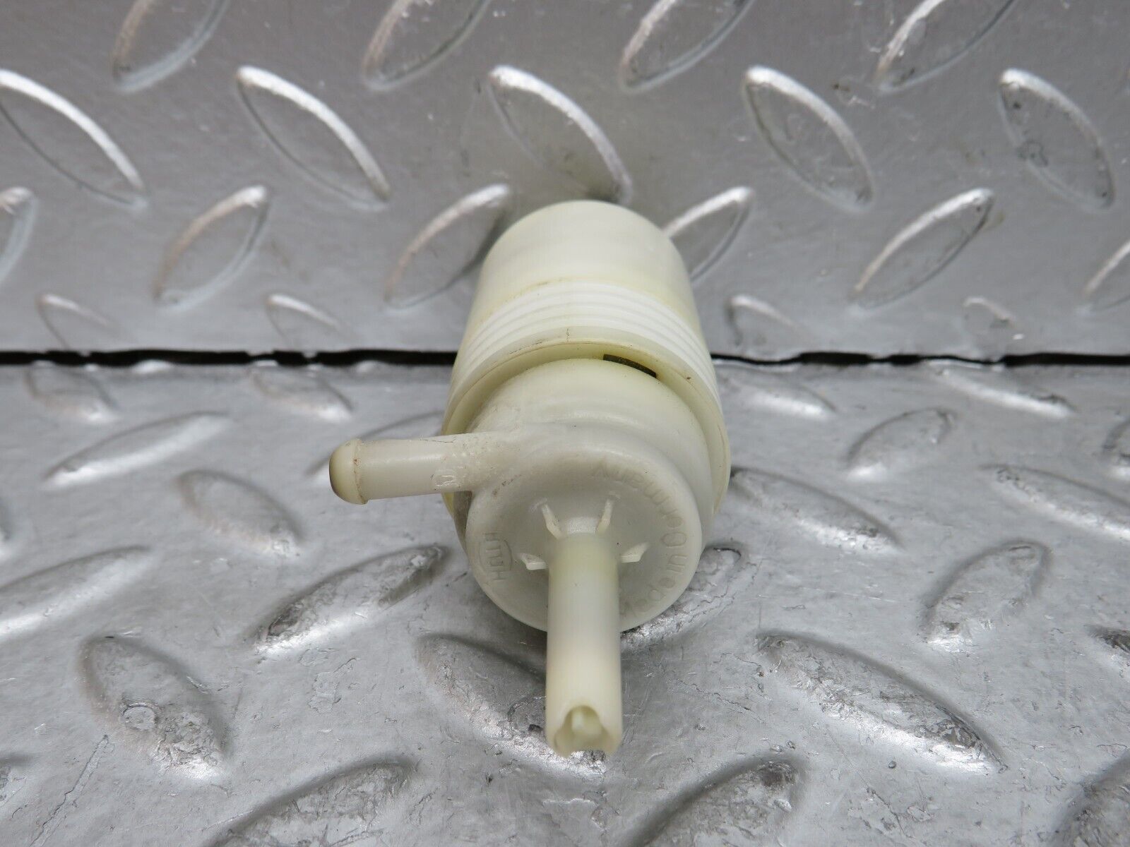 29116 Mercedes-Benz C124 320CE Coupe Windscreen Washer Pump 1248690421