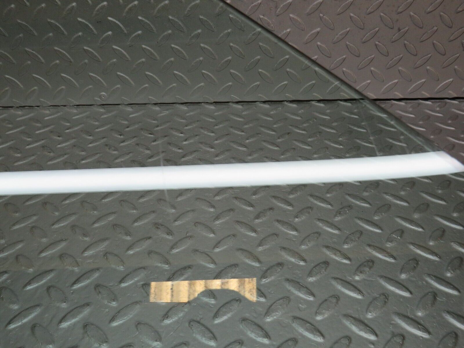 36038 Mercedes-Benz W126 420SE Front Right Door Window Glass