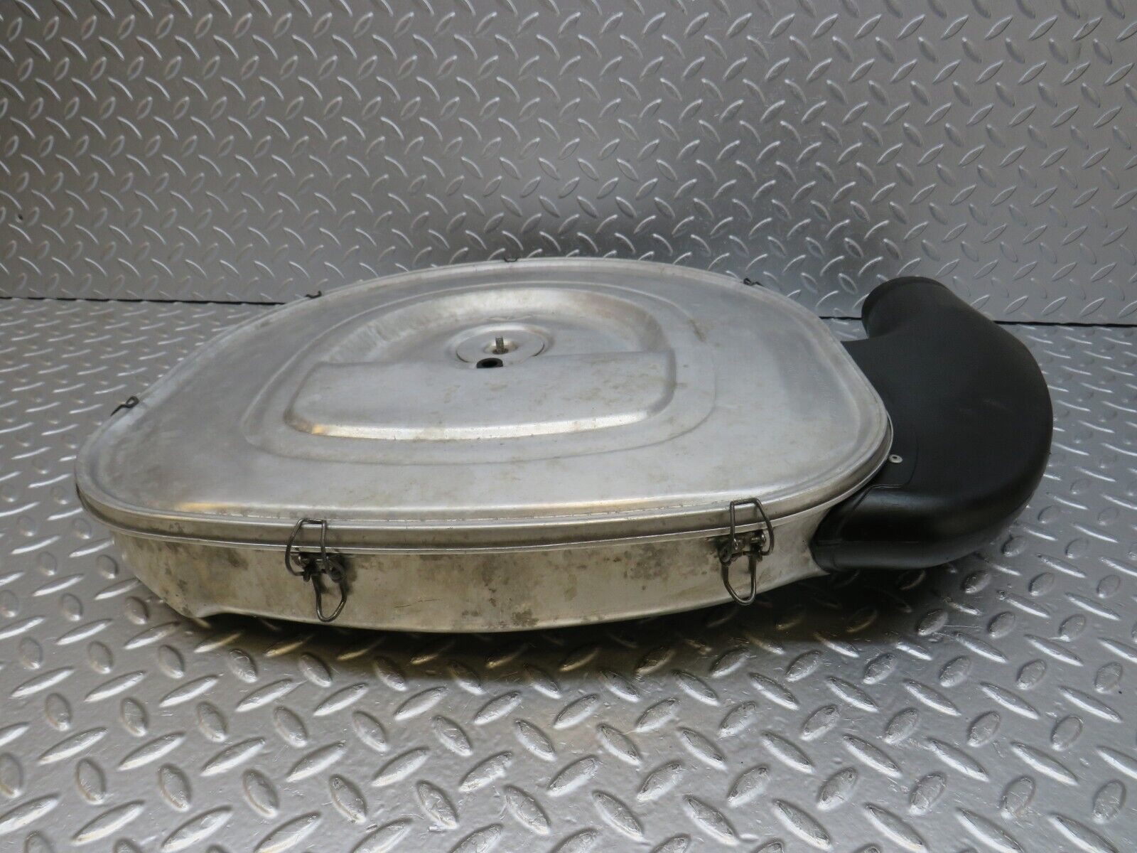 34285 Mercedes-Benz C126 380SEC Coupe Aluminium Air Filter Box Housing 0100948602