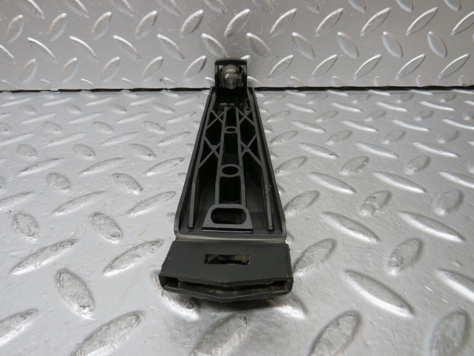 29852 Mercedes-Benz W123 230E Accelerator Pedal