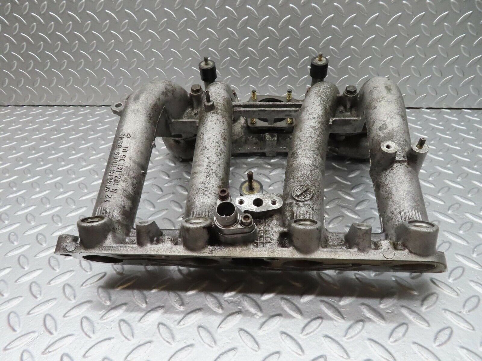 14809 Mercedes-Benz W201 190E Intake Manifold 1021413501