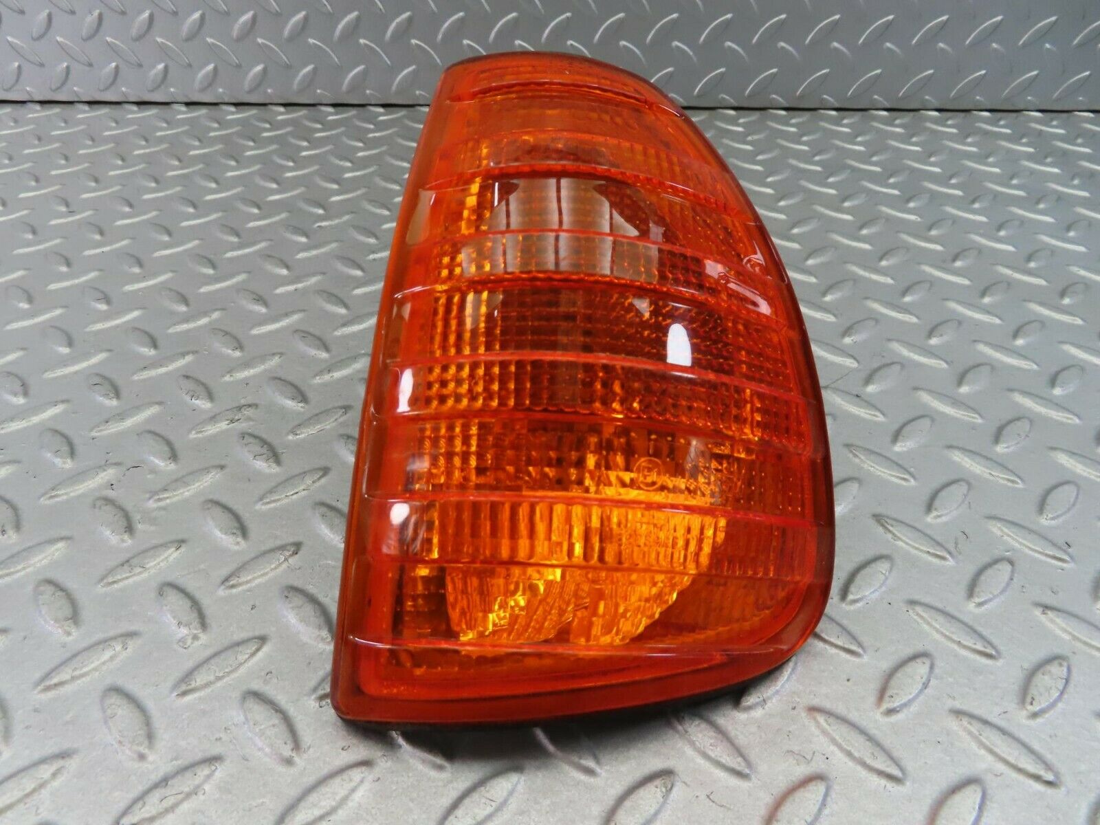 8064 Mercedes-Benz W123 Indicator Light Front Left Bosch