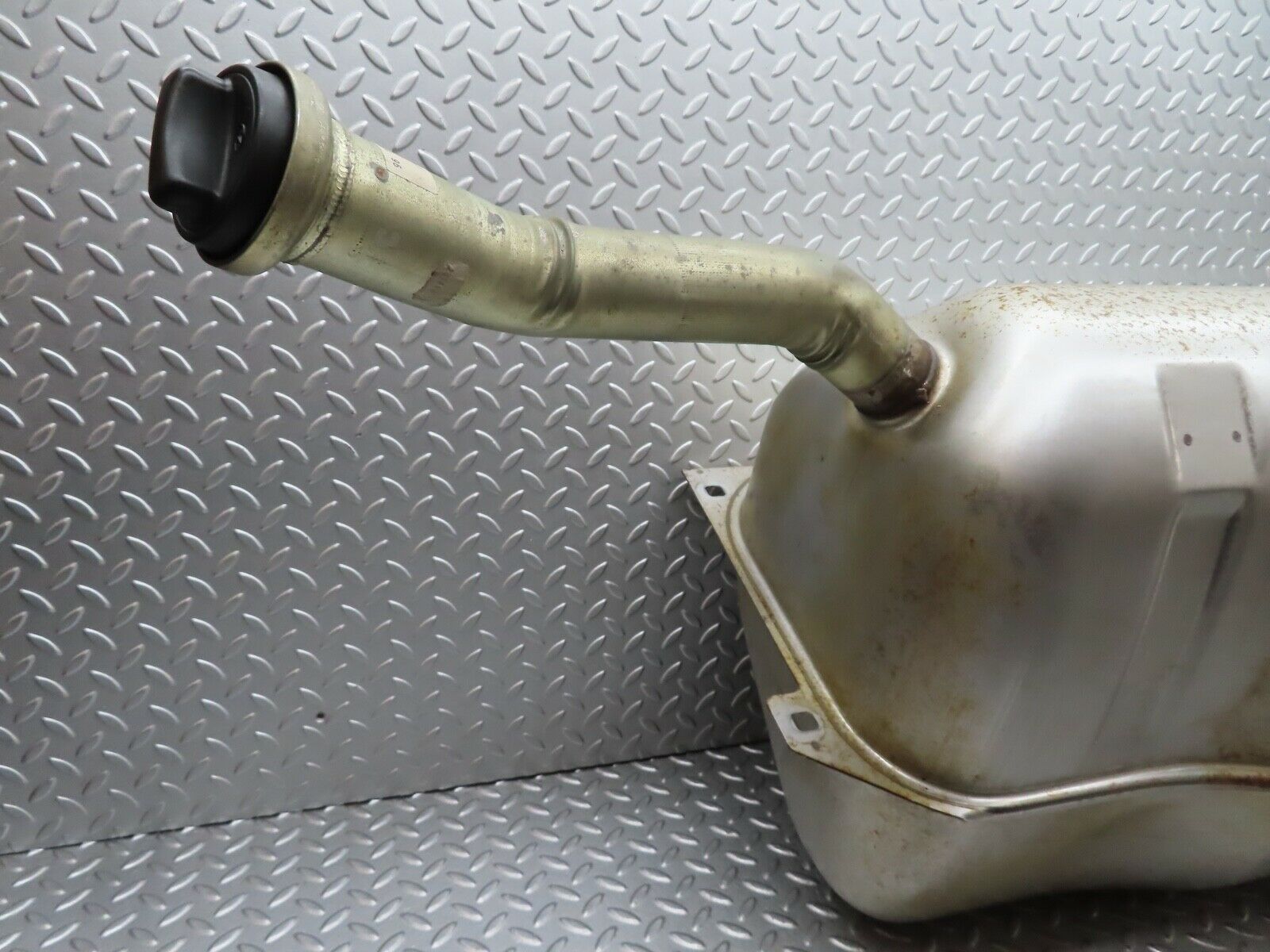 19561 Mercedes-Benz C140 CL420 Coupe Fuel Tank 1404703101