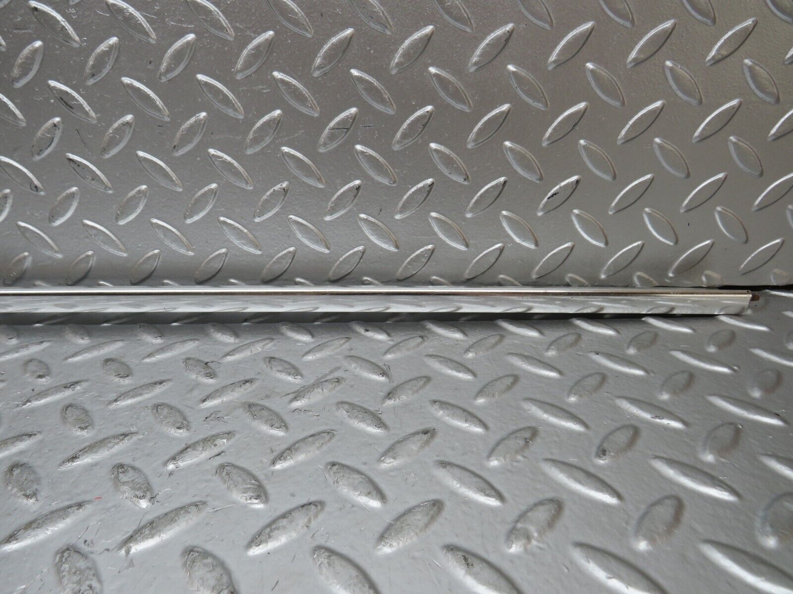 26403 Mercedes-Benz W116 450SE Roof Chrome Trim Right Side