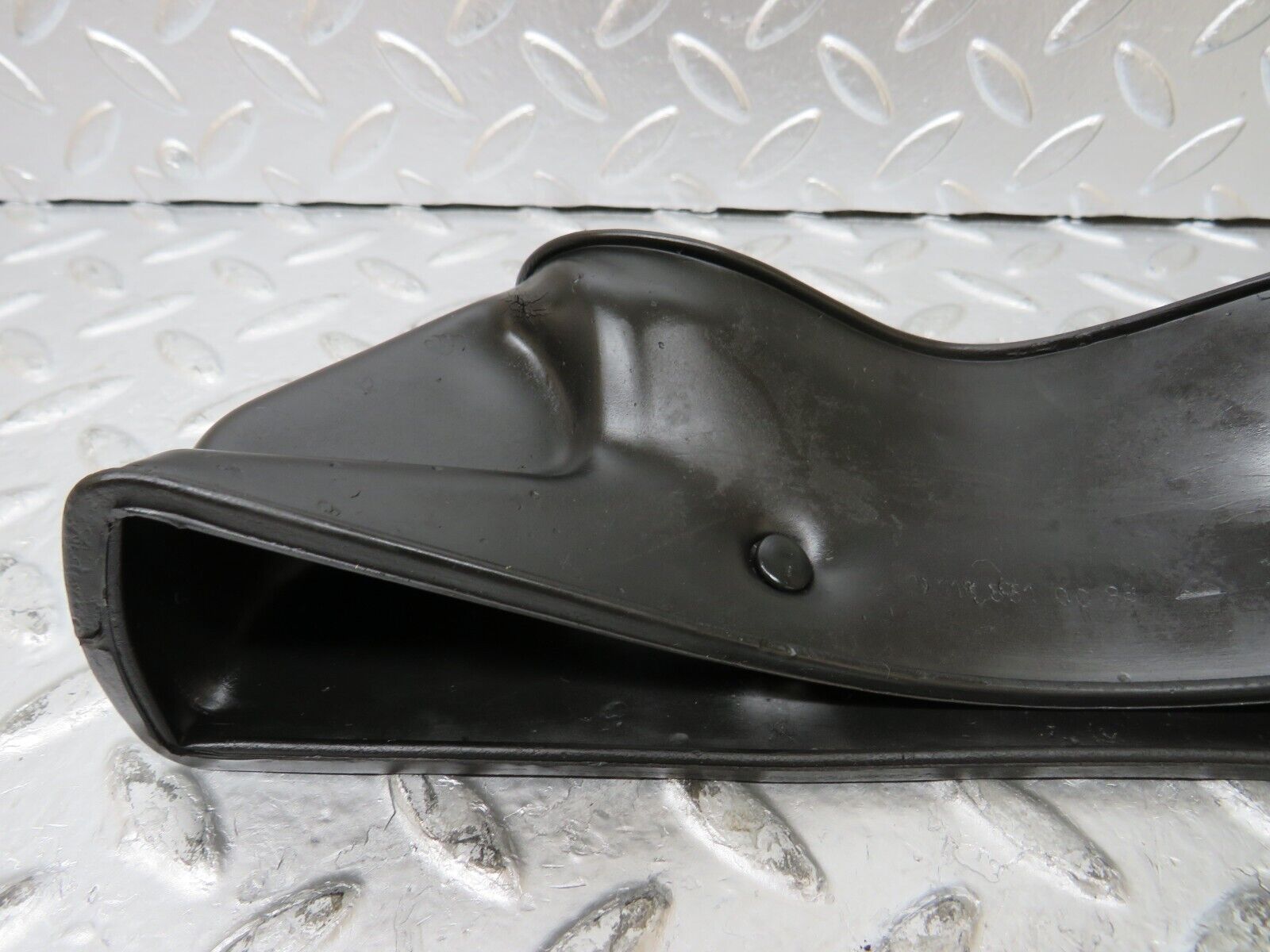 26185 Mercedes-Benz W116 450SE Heating Duct Rubber Ventilation 1168310088