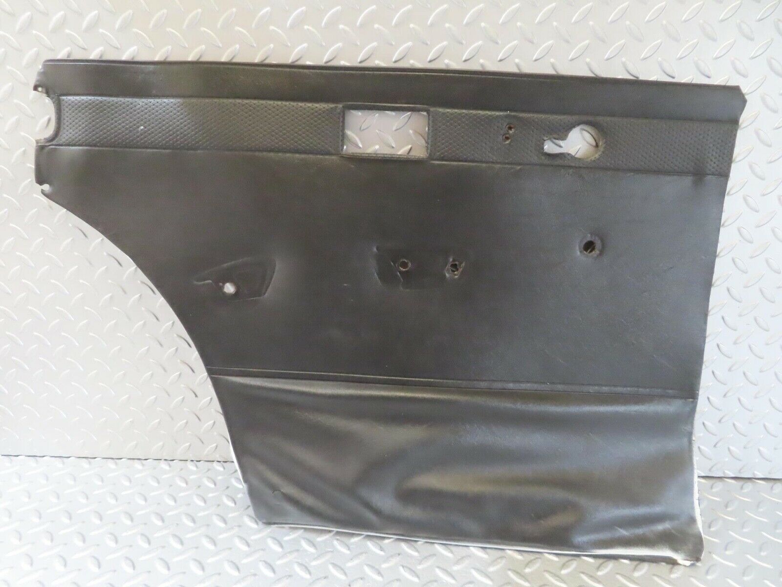 13129 Mercedes-Benz W111 220S Rear Left Door Card Black
