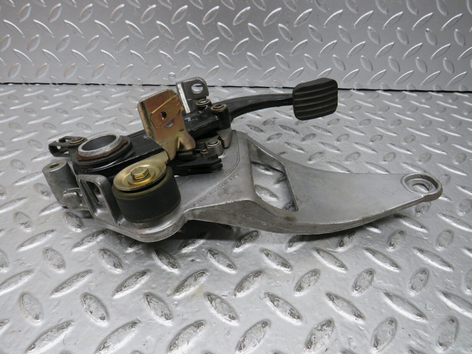 27684 Mercedes-Benz S124 300TE Wagon Parking Brake Pedal 1244270736 1244270801