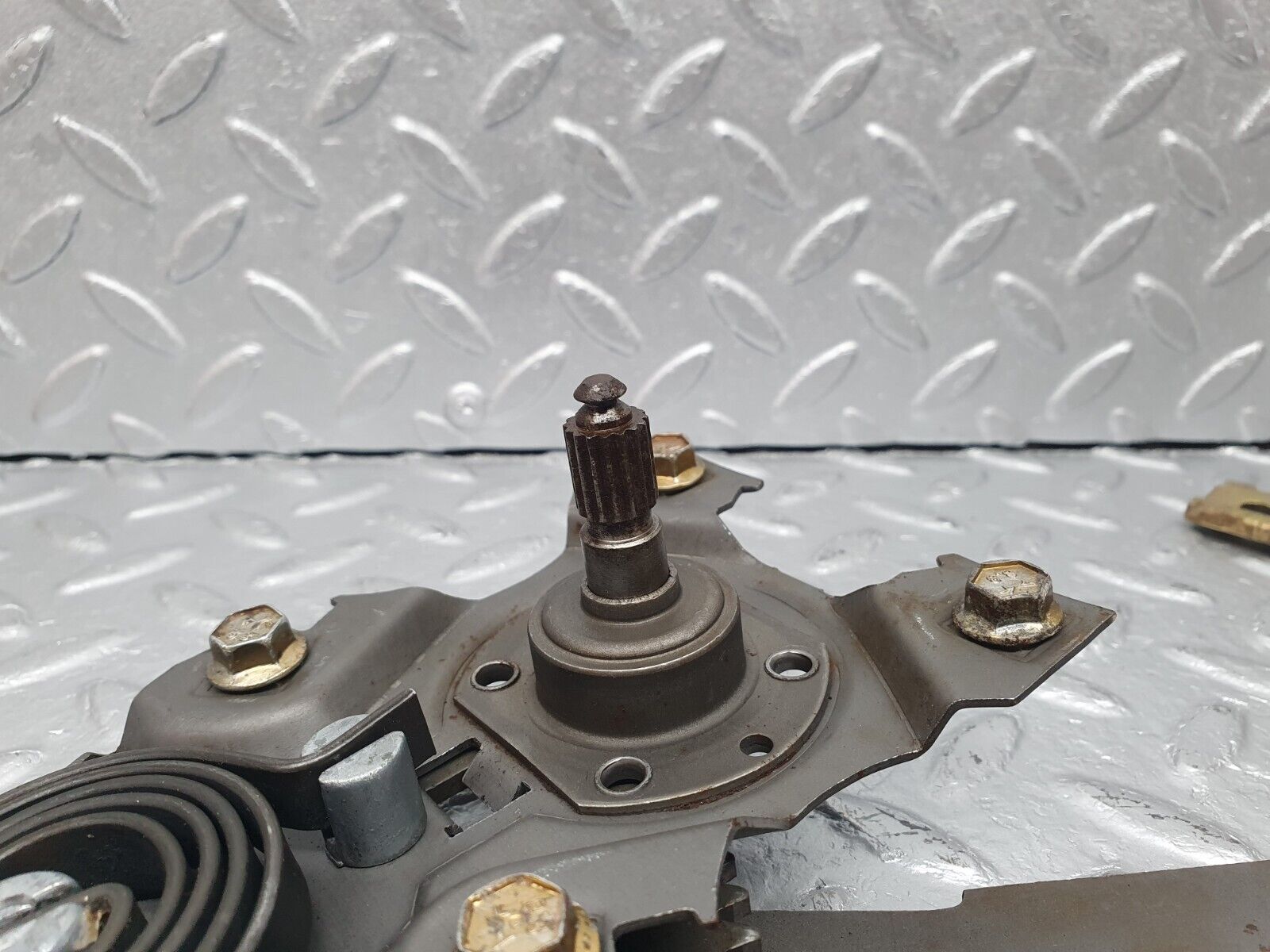 40729 Mercedes-Benz W123 300D Rear Left Manual Window Regulator 1237301946