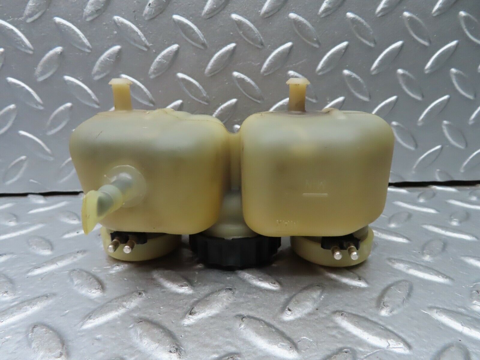 20813 Mercedes-Benz W114 250CE Coupe Brake Fluid Reservoir Tank Ate