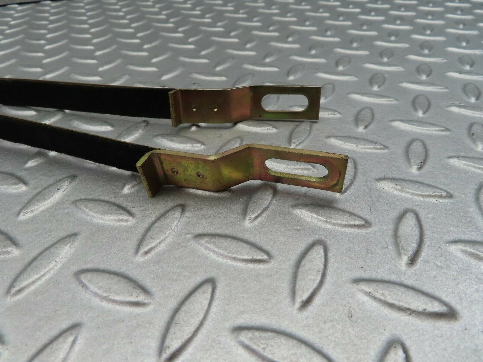 5920 Mercedes-Benz W123 200 Heater Box Holder Strap