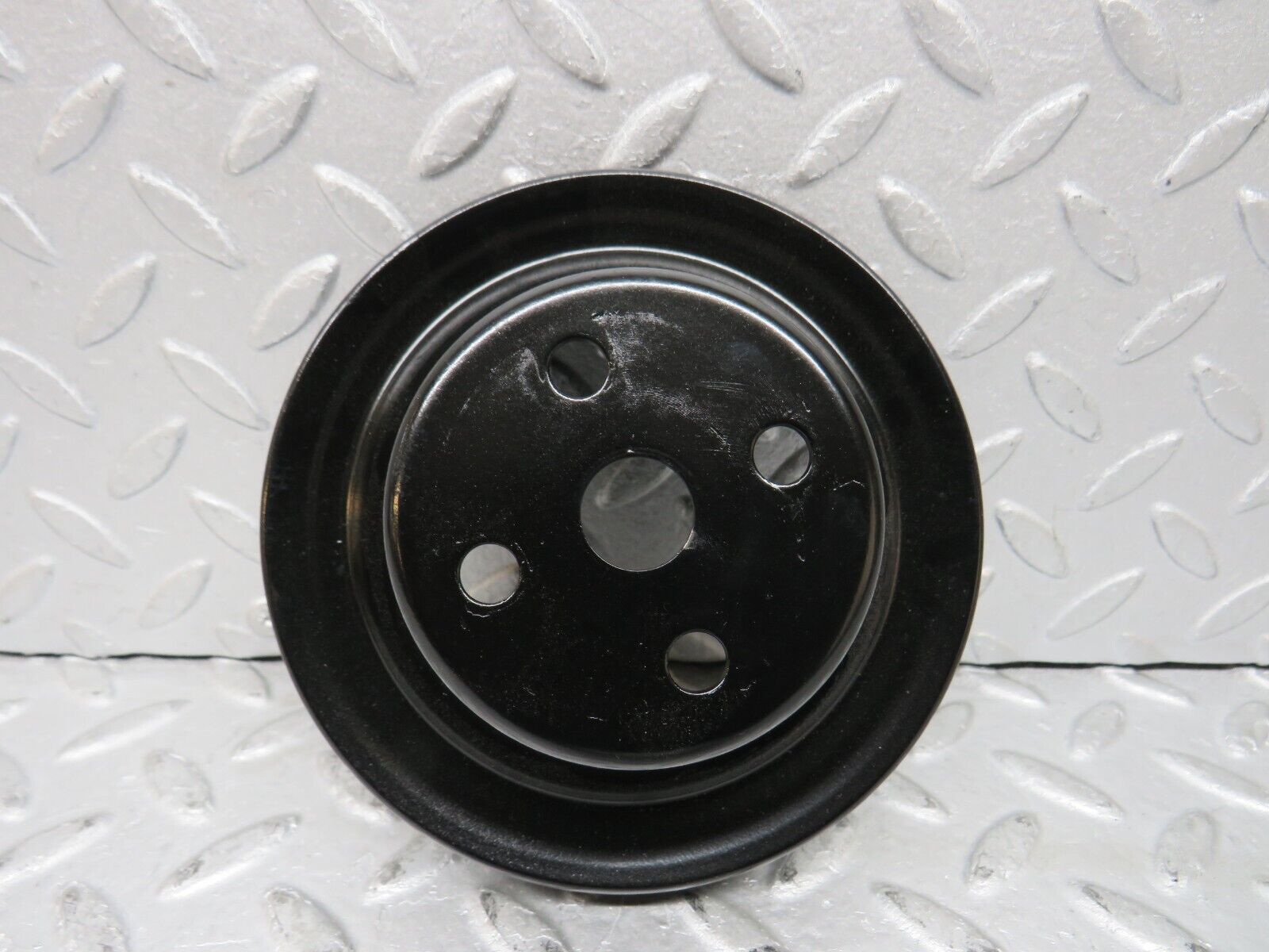 37693 Mercedes-Benz W108 280S Water Pump Pulley