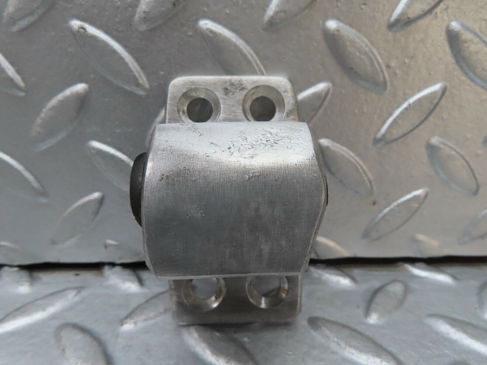 17565 Mercedes-Benz W116 450SEL Door Lock Latch Left Side