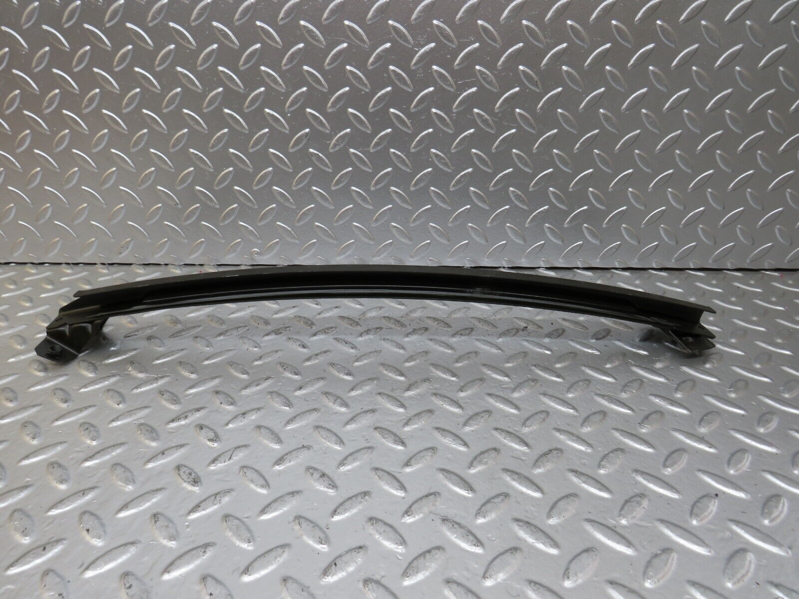 24758 Mercedes-Benz W140 S320 Front Left Door Window Channel