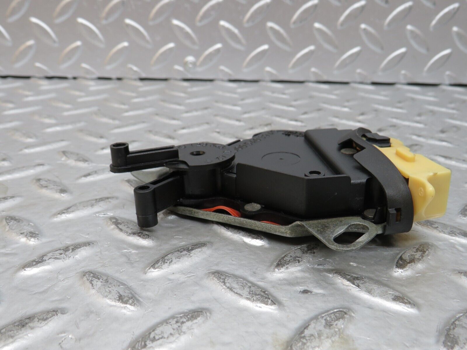 27782 Mercedes-Benz S124 300TE Wagon Reverse Light Switch 0005403945