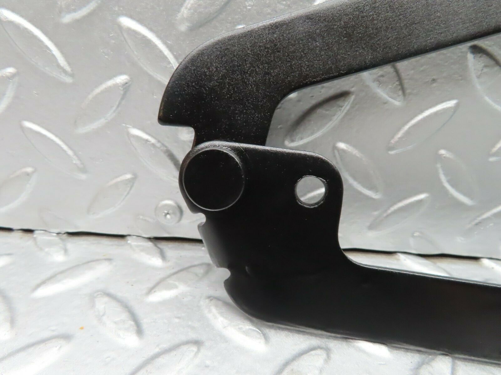 19829 Mercedes-Benz W108 280SE Bonnet Hinge Right