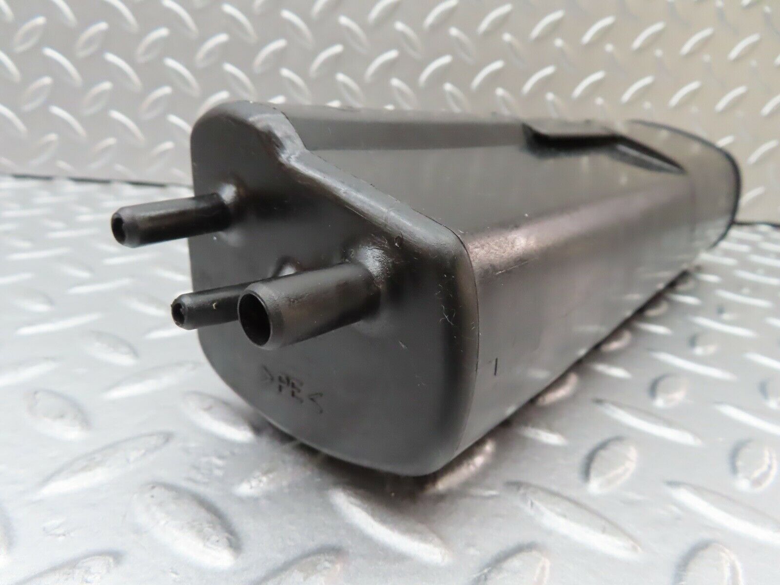 19946 Mercedes-Benz R129 300SL Coupe Fuel Vapor Charcoal Canister 1294700059