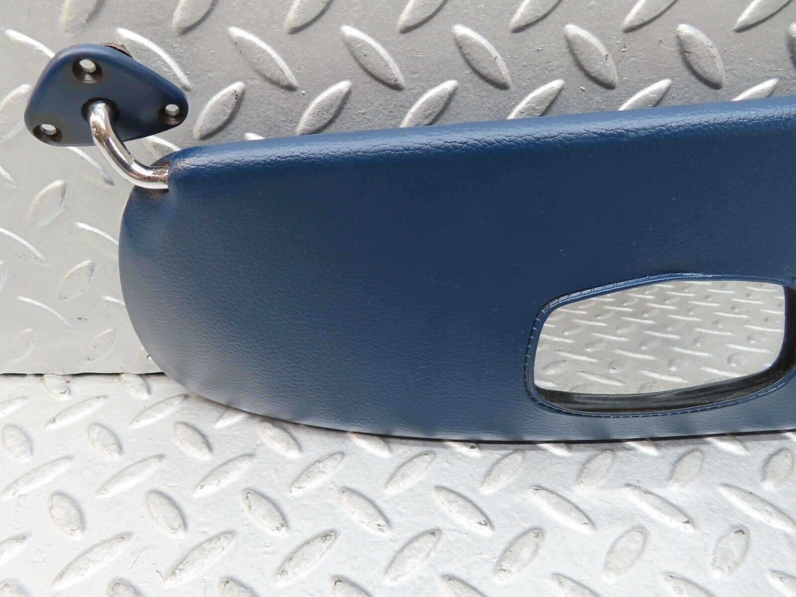 17531 Mercedes-Benz W116 450SEL Sun Visor Left Side Blue