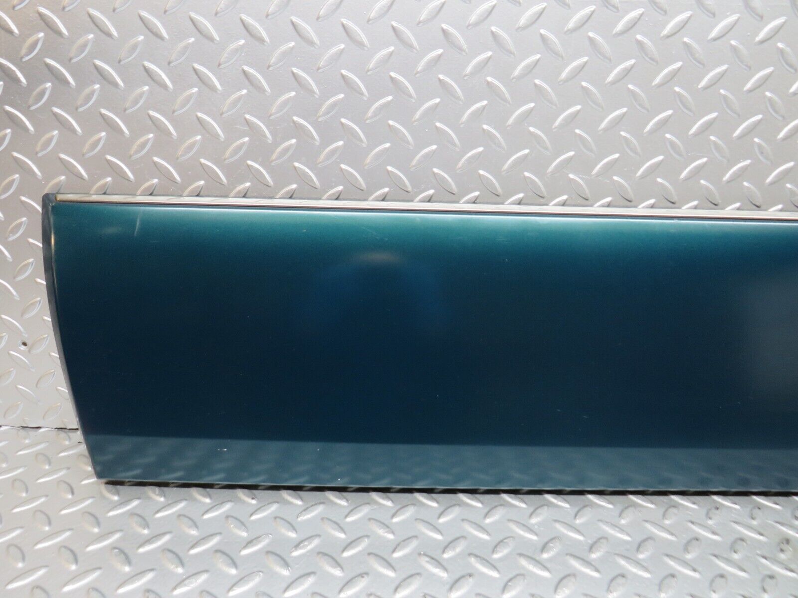 27643 Mercedes-Benz S124 300TE Wagon Front Left Door Lower Trim 1246901540